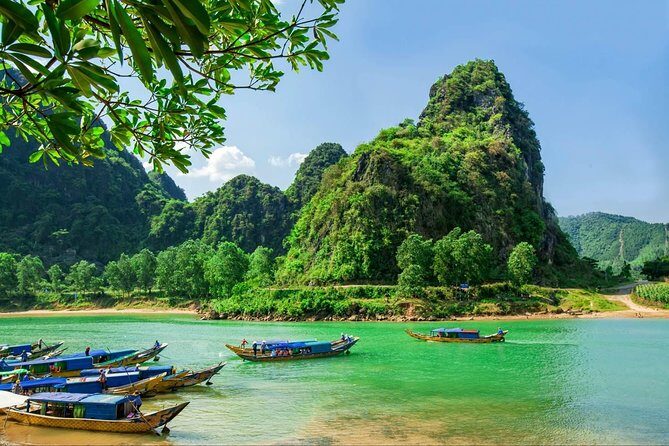 2-Day Phong Nha-Ke Bang Cave Adventure from Hue - Phong Nha Cave: riding the Son River into the big cave
