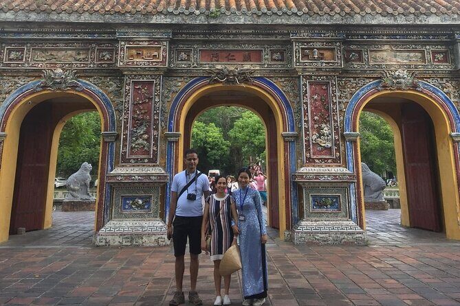 3-Hours Hue Imperial Walking Tour with Guide with Lunch/ Dinner - Should You Book This Hue Imperial Walking Tour?
