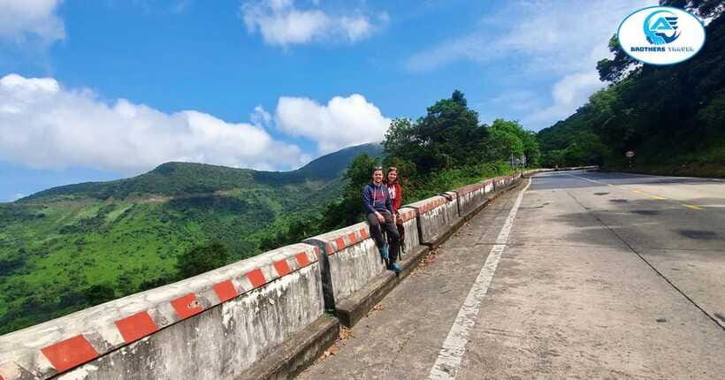 From Hue: Hoi An Guided Bus Tour with 4 Sightseeing Stops - The real secret sauce: your guide and their local tips