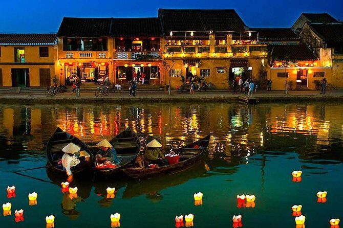Full day private Hoian city tour from Hue city - Arriving in Hoi An: UNESCO town walk with a personal guide