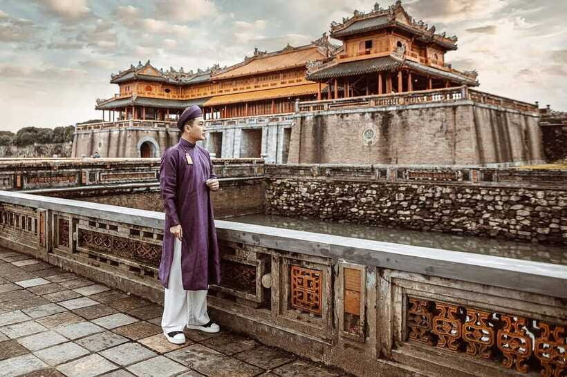 Hoi An/Da Nang: Hue Imperial City by Bus or Train Experience - The Morning Rhythm: Pick-Up, Pearl Shop Stop, and the Lang Co Break