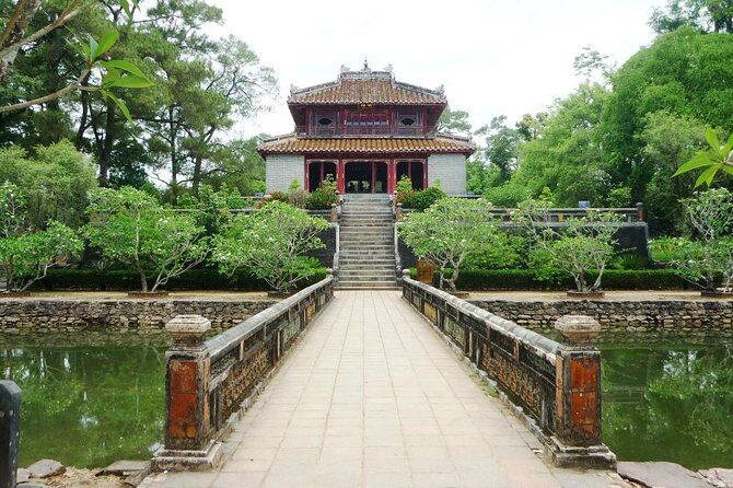 Hue: 3 Tombs + Pagoda with Knowledgeable ES Driver - Mausoleum of Emperor Minh Mang: a formal start with big calm energy