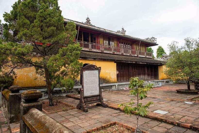Hue Car Rental with Driver for Transfer Trip and Sightseeing - Coastal Transfer Options: Lap An, Lang Co, and Hải Vân Pass