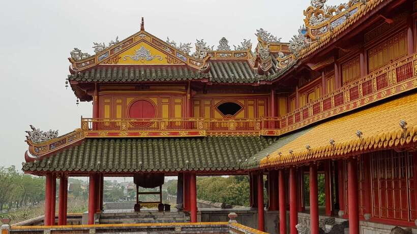 Hue Car Rental with Driver for Transfer Trip and Sightseeing - Marble Mountains, Hoi An Connections, and Your Choice of Walk vs. Photo