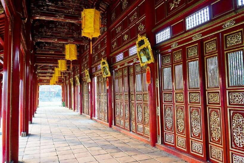 Hue Car Rental with Driver for Transfer Trip and Sightseeing - Price and Value: Paying $11 for Transport, Timing, and Stops