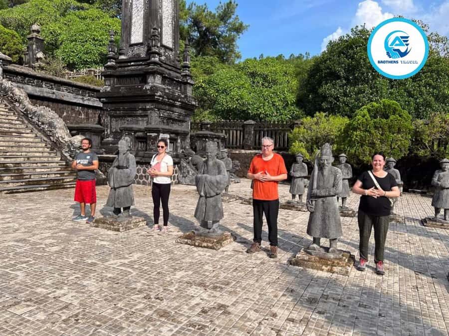 Hue City Tour Full Day - Group Tour - Perfume River dragon boat ride and Hue lunch: where the day breathes