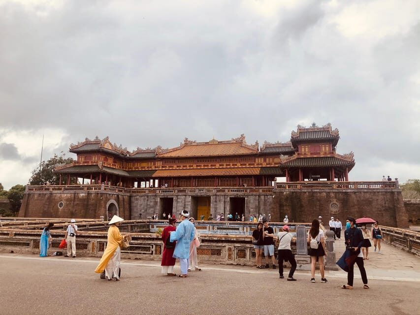 Hue City Tour: Pagoda, Citadel & Royal Tombs Full Day - Thien Mu Pagoda: Hue’s Oldest Pagoda (Built in 1601)
