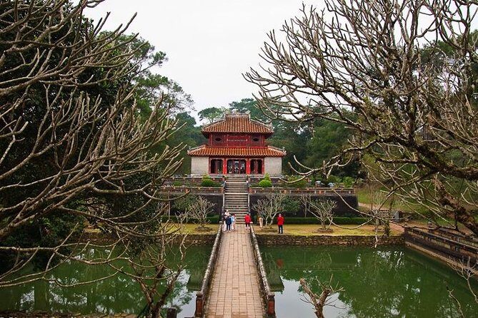 Hue: Custom Tour with Dragon Boat, Private Car & Motorbike - Perfume River dragon boat cruise: where the day slows down