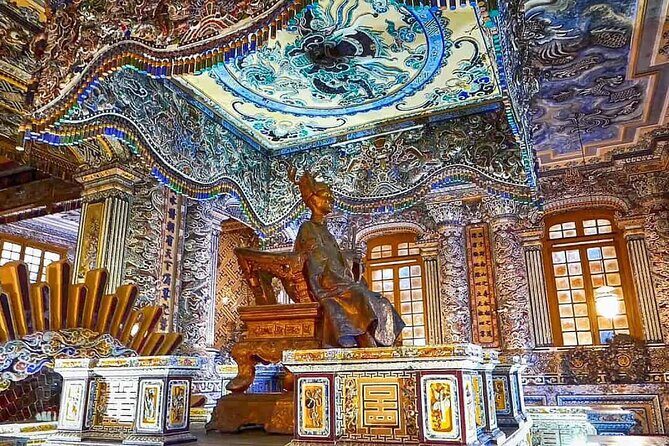 Hue: Custom Tour with Dragon Boat, Private Car & Motorbike - The emperor tomb route: Khai Dinh, Minh Mang, Tu Duc, and Dong Khanh