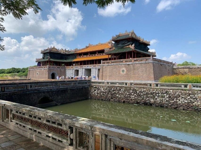 Hue: Dragon Boat, Imperial City & Royal Tombs Full-Day Tour - Minh Mang Tomb: lakes, gardens, and calm geometry