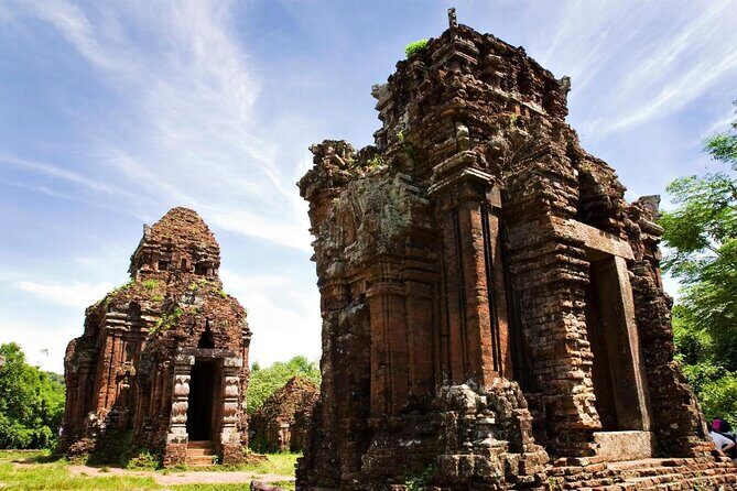 Hue- Hai Van Pass- My Son- Hoi An or vice versa by Car with safe driver - Key Things You’ll Like