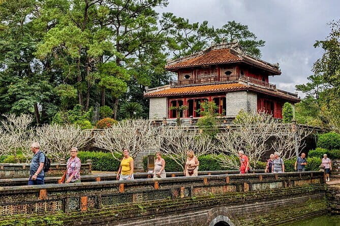 Hue Imperial City Tip-Based Walking Tour (Group Tour) - What to pack so you don’t waste time