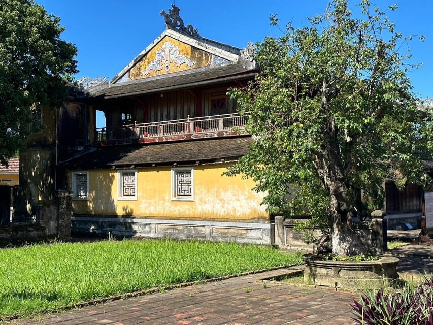 Hue Imperial City Walking Tour: Citadel & Forbidden City - Why this Hue Imperial City walk feels easier than DIY