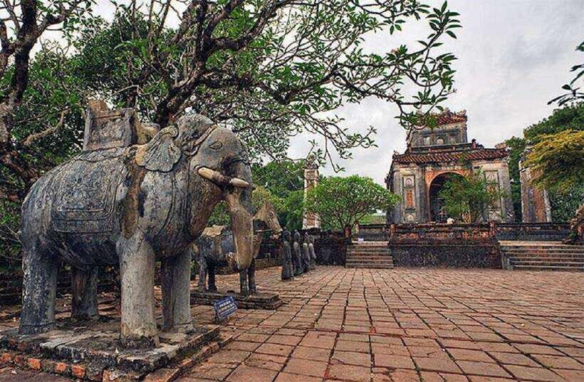 Hue Motorbike & Boat Tour to Countryside & Heritage Sites - Thuy Tien Lake, Thuy Xuan Incense, and Countryside Stops That Break Up the Royal Theme