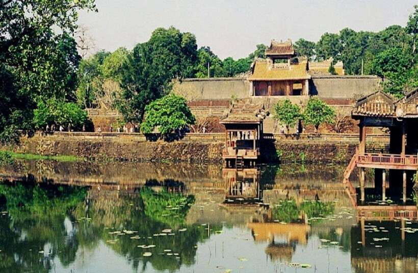 Hue Motorbike & Boat Tour to Countryside & Heritage Sites - Tu Hieu vs Thien Mu Pagoda, Plus a Free Riverside Cruise