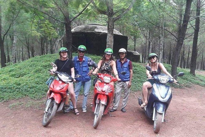 Hue Motorbike Half Day Tour: Visit Unusual Things in Hue City - Stop 1: Thanh Toan Covered Bridge (Thanh Thuy Chanh village)