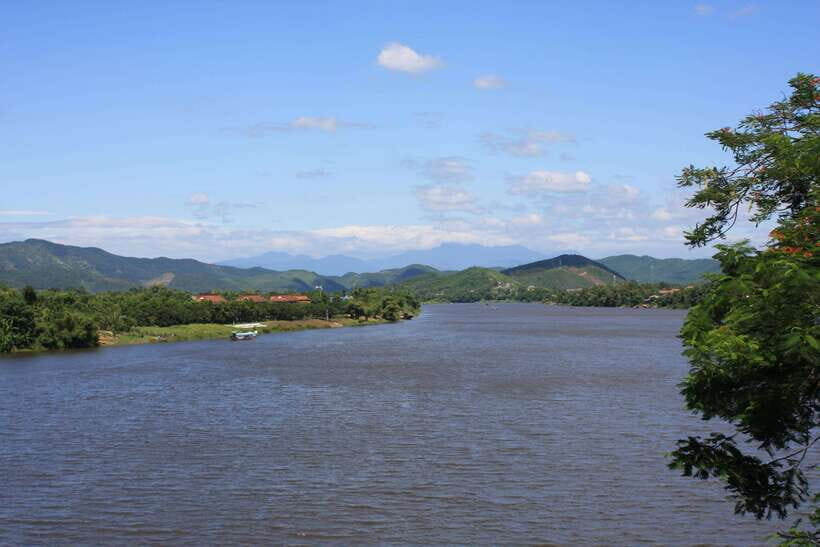 Hue: Perfume River Cruise with Thien Mu Pagoda & Tombs - Who should book this Hue experience