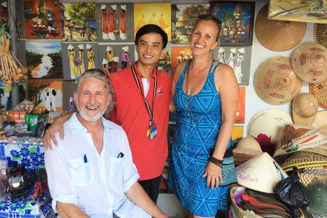 Hue Royal tombs half day afternoon group tour - What the Guide Adds (and Why Small Groups Matter)