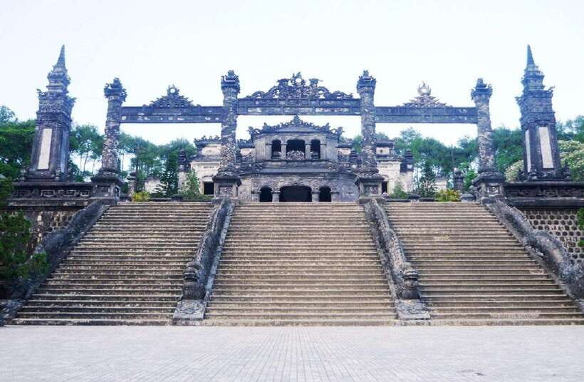 Hue Royal Tombs Tour: Visit Best Pagodas & Mausoleums - Minh Mang’s Tomb: where an emperor built a household city