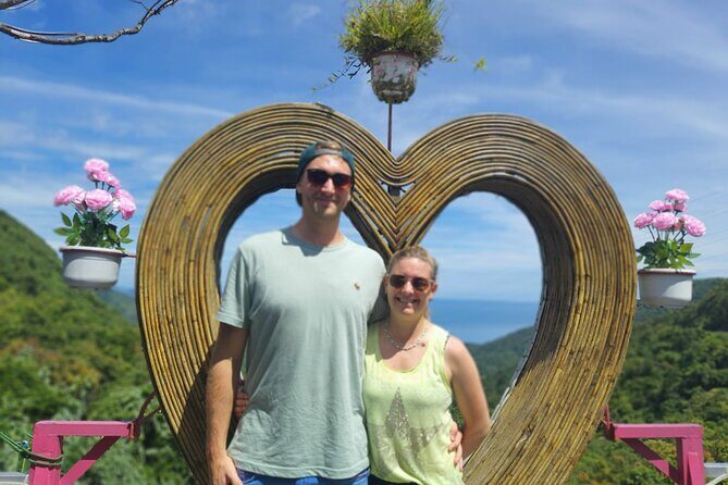 Hue to Hoi An by Car Sightseeing Hai Van Pass, Monkey Mountain - Tho Quang Fishing Port: Where the Seafood Trade Feels Real